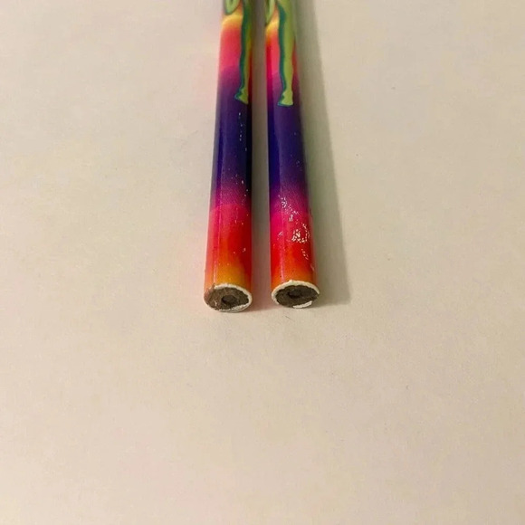 Lot of 2 Dixon NO 2 Alien Extraterrestrial UFO Pencil Unsharpened - Picture 8 of 13